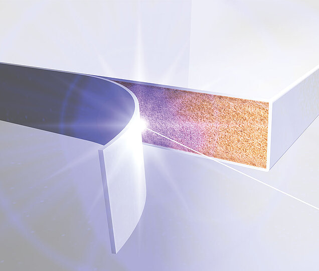 Eine 3D-Darstellung eines scharfen Messers, das durch einen Materialblock schneidet, wobei die Kante der Klinge an der Stelle, an der sie das Objekt auf einer Oberfläche von KH Systemmöbel berührt, einen Funken verursacht.